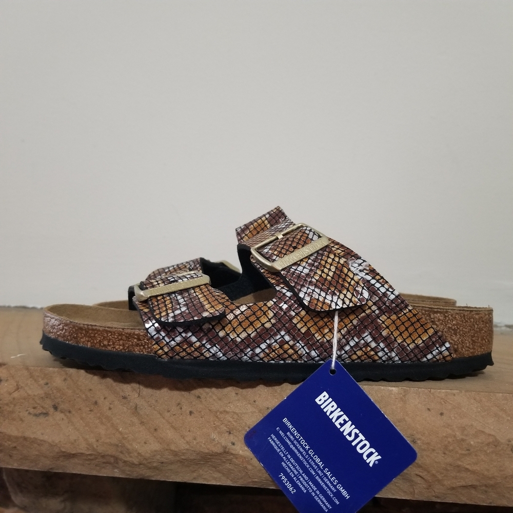 NEW! Birkenstock Tan and Brown snakeskin Textured Sandals Sz 7 NWT - Picture 6 of 8
